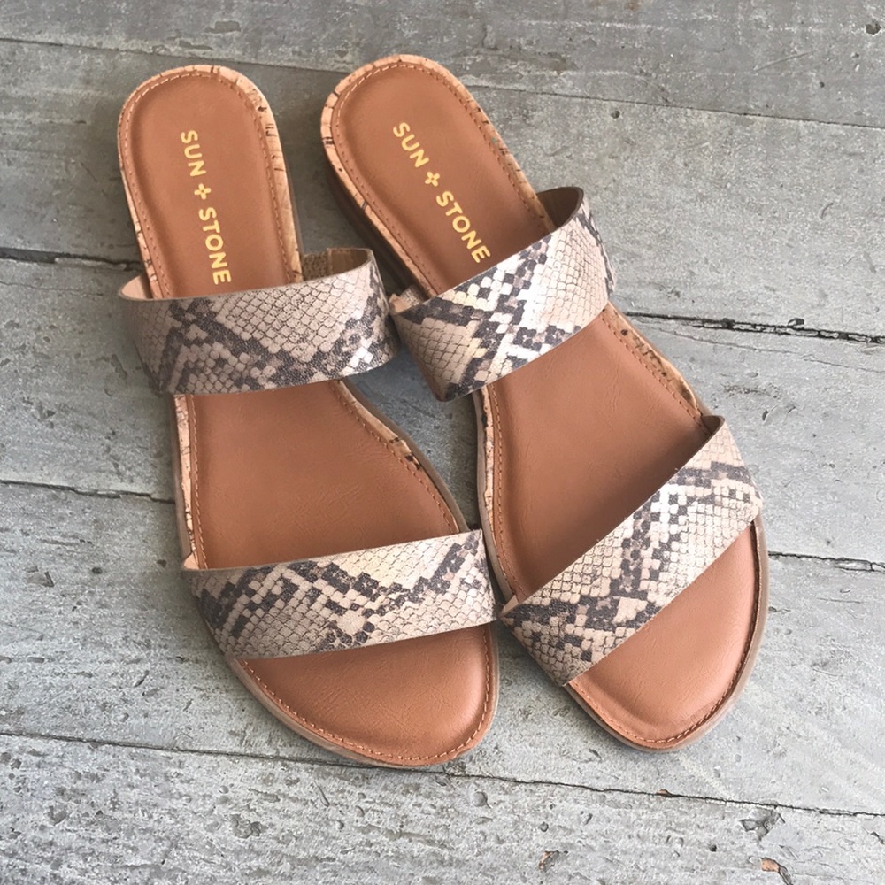Sun + Stone Easton Slide Sandal in Taupe Snake Size 8.5 Wide.